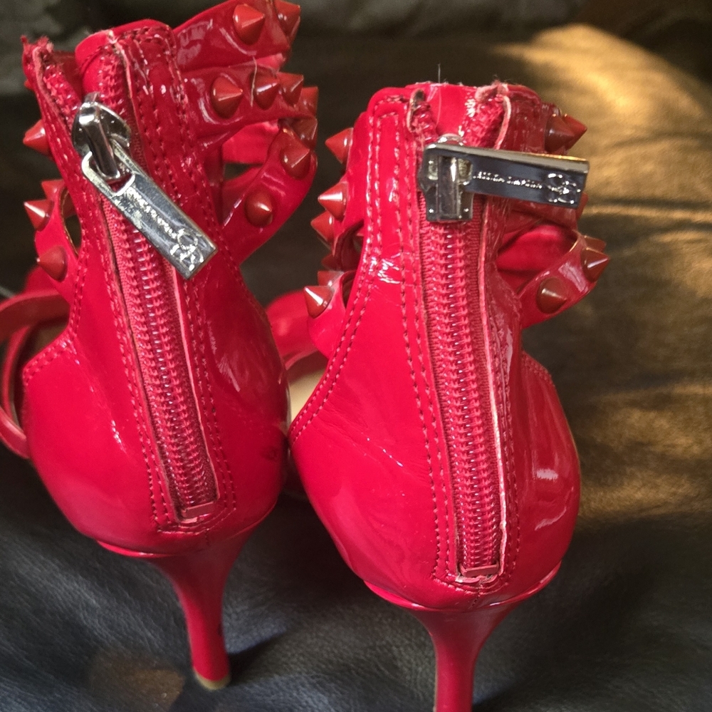 Jessica Simpson red studded patent leather Heels sz6.5M 36.5 - Picture 3 of 8